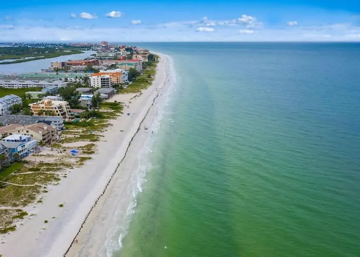 Castle 507 2bd 2ba Beachfront Oasis Holiday home