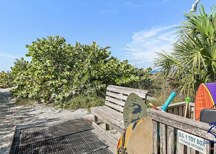 Castle 507 2bd 2ba Beachfront Oasis Clearwater Beach